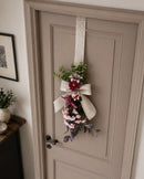 Escapulário de Porta Xadrez com Flores Lilases e Ovelhinha